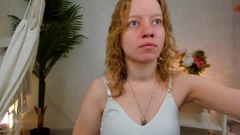 Snapshot of lissa_kitsune chatting on 23, 2, 2026 Lissa online show from 23, 2, 2026