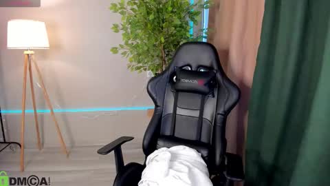 Snapshot of lissa_kitsune chatting on 28, 2, 2026 Lissa online show from 28, 2, 2026