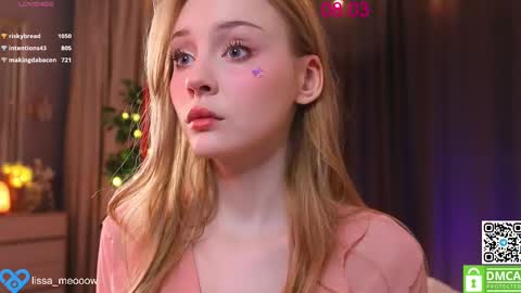 Snapshot of lissa_meooow chatting on 8, 3, 2025 your Liza again. Next stream Dec. 1 at 2 or 3 GMT online show from 8, 3, 2025