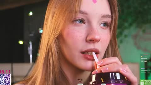 Snapshot of lissa_meooow chatting on 15, 11, 2025 your Liza again. Next stream Dec. 1 at 2 or 3 GMT online show from 15, 11, 2025