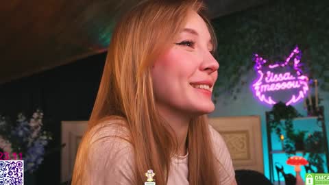 Snapshot of lissa_meooow chatting on 23, 11, 2025 your Liza again. Next stream Dec. 1 at 2 or 3 GMT online show from 23, 11, 2025