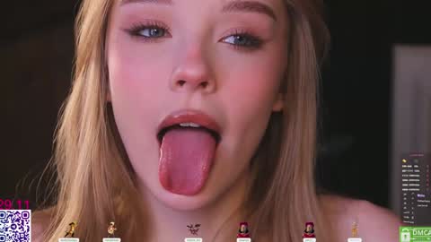 Snapshot of lissa_meooow chatting on 29, 11, 2025 your Liza again. Next stream Dec. 1 at 2 or 3 GMT online show from 29, 11, 2025