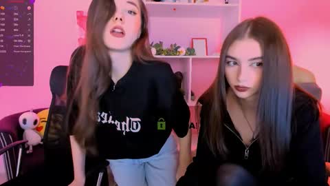 Snapshot of lissa_night chatting on 15, 9, 2025 lissa_night online show from 15, 9, 2025