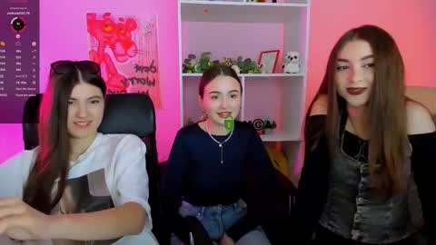 Snapshot of lissa_night chatting on 3, 10, 2025 lissa_night online show from 3, 10, 2025