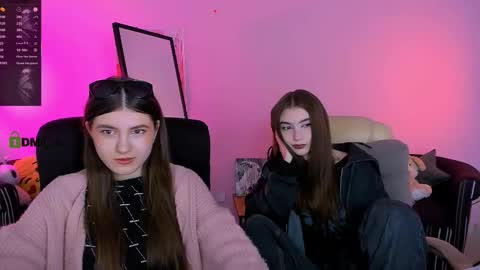 Snapshot of lissa_night chatting on 19, 10, 2025 lissa_night online show from 19, 10, 2025