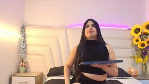 Snapshot of lissa_whitte chatting on 17, 11, 2025 Lissa whitte online show from 17, 11, 2025