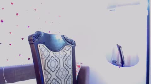 Snapshot of lissabear chatting on 24, 2, 2025 Sara Lucia online show from 24, 2, 2025