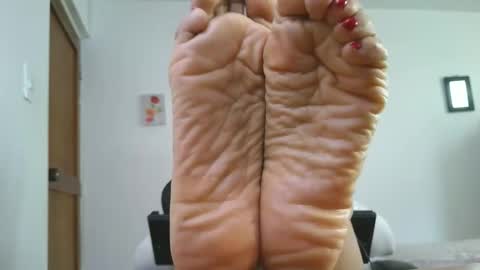 Snapshot of lissafeethot chatting on 30, 11, 2025 Lissafeethot online show from 30, 11, 2025