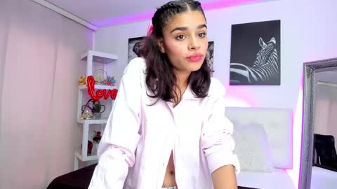 Snapshot of lissbrown chatting on 18, 2, 2025 Liss Brown online show from 18, 2, 2025