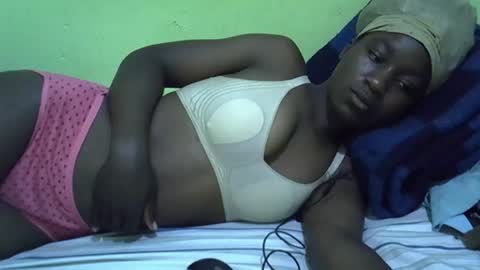 Snapshot of lisssa01 chatting on 14, 9, 2025 lisssa01 online show from 14, 9, 2025