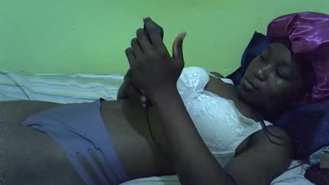 Snapshot of lisssa01 chatting on 22, 9, 2025 lisssa01 online show from 22, 9, 2025