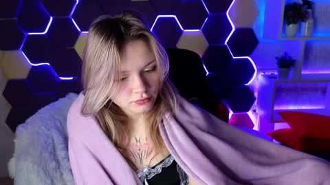 Snapshot of litabrom chatting on 19, 12, 2024 Lena online show from 19, 12, 2024