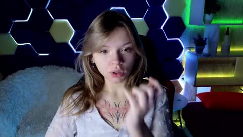 Snapshot of litabrom chatting on 29, 12, 2024 Lena online show from 29, 12, 2024