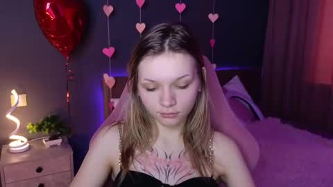 Snapshot of litabrom chatting on 18, 2, 2025 Lena online show from 18, 2, 2025