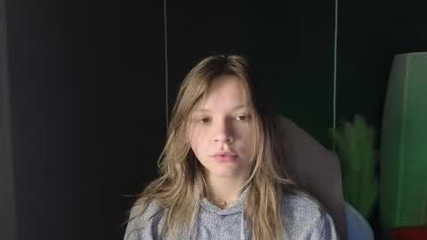 Snapshot of litabrom chatting on 15, 9, 2025 Lena online show from 15, 9, 2025