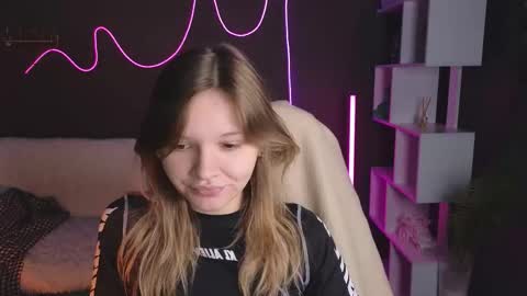 Snapshot of litabrom chatting on 10, 10, 2025 Lena online show from 10, 10, 2025