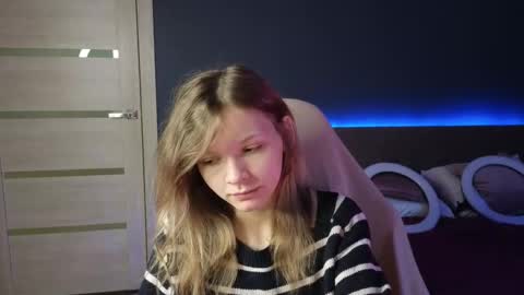 Snapshot of litabrom chatting on 14, 10, 2025 Lena online show from 14, 10, 2025