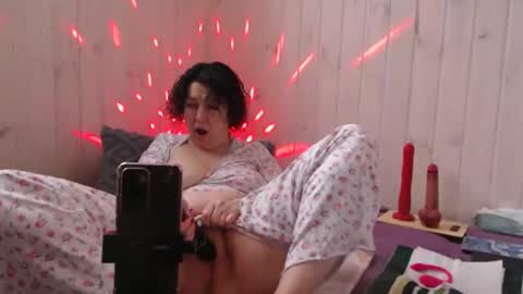 litisialove455 online show from 13, 1, 2026