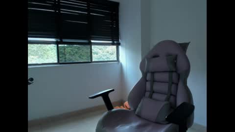 Danni online show from 26, 2, 2025