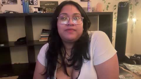 Snapshot of littldeath chatting on 23, 10, 2025 littldeath online show from 23, 10, 2025