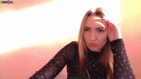 Snapshot of little___angell chatting on 13, 12, 2024 Tina online show from 13, 12, 2024