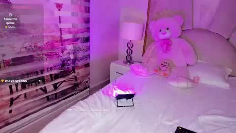 little__doll18 online show from 3, 7, 2026