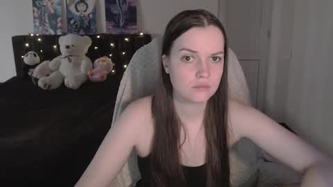 little__flowers online show from 24, 11, 2025