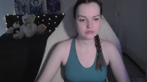 little__flowers online show from 19, 12, 2025