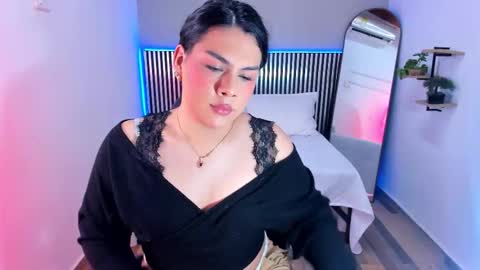 Snapshot of little_alli chatting on 2, 2, 2026 L I T T L E A L L I online show from 2, 2, 2026