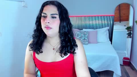 Snapshot of little_alli chatting on 28, 5, 2026 L I T T L E A L L I online show from 28, 5, 2026