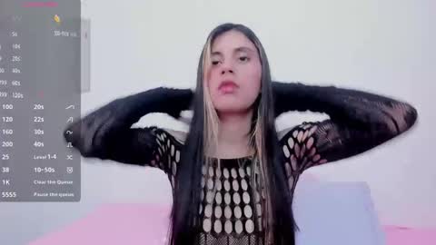 Snapshot of little_angelhot chatting on 26, 12, 2024 angelica online show from 26, 12, 2024