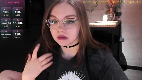 Eva online show from 4, 1, 2025