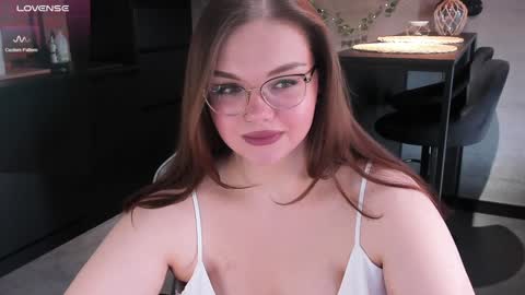 Eva online show from 6, 2, 2025