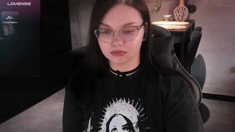 Eva online show from 3, 3, 2025