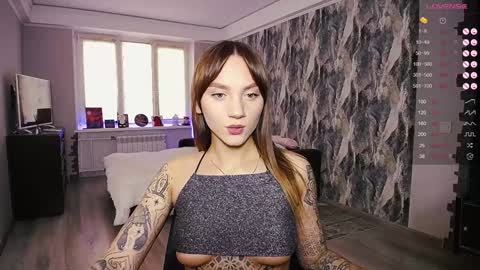Snapshot of little_birdy chatting on 4, 12, 2024 Birdy online show from 4, 12, 2024