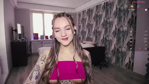 Snapshot of little_birdy chatting on 10, 3, 2025 Birdy online show from 10, 3, 2025
