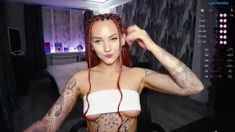 Snapshot of little_birdy chatting on 8, 9, 2025 Birdy online show from 8, 9, 2025