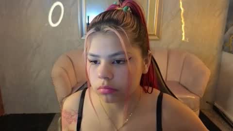 Snapshot of little_cherry_b chatting on 12, 11, 2025 Cherri online show from 12, 11, 2025