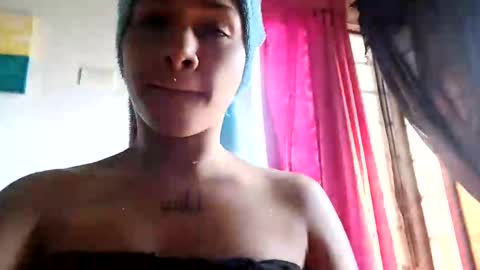 Snapshot of little_doll25 chatting on 11, 9, 2025 Succubus Blue online show from 11, 9, 2025