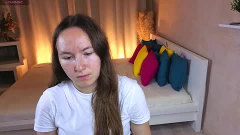 Snapshot of little_doll_meow chatting on 12, 9, 2025 Alexandra online show from 12, 9, 2025