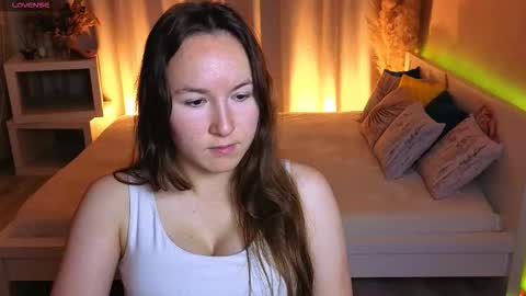 Snapshot of little_doll_meow chatting on 8, 10, 2025 Alexandra online show from 8, 10, 2025