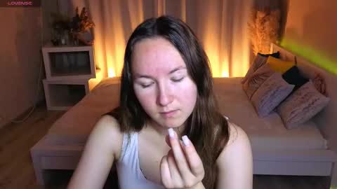 Snapshot of little_doll_meow chatting on 9, 10, 2025 Alexandra online show from 9, 10, 2025