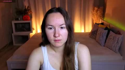 Snapshot of little_doll_meow chatting on 13, 10, 2025 Alexandra online show from 13, 10, 2025
