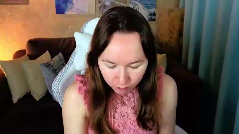 Snapshot of little_doll_meow chatting on 21, 12, 2025 Alexandra online show from 21, 12, 2025