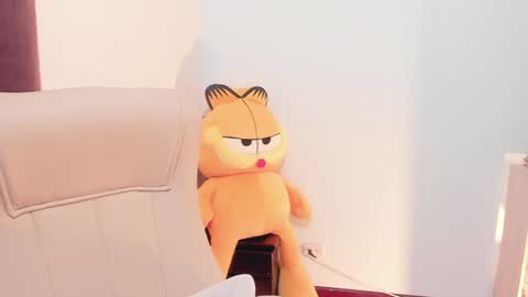 Snapshot of little_eli chatting on 26, 1, 2025 Help me reach 100 likes online show from 26, 1, 2025