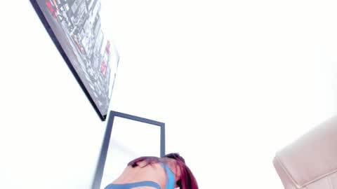 Snapshot of little_eli chatting on 22, 2, 2025 Help me reach 100 likes online show from 22, 2, 2025