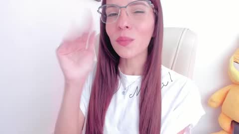 Snapshot of little_eli chatting on 26, 2, 2025 Help me reach 100 likes online show from 26, 2, 2025