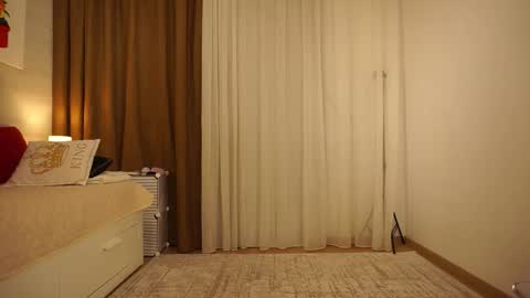 Snapshot of little_heart_andreea chatting on 17, 11, 2025 little_heart_andreea online show from 17, 11, 2025