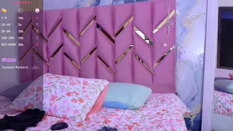 kayla  Instagram kayla 71082 online show from 12, 9, 2025