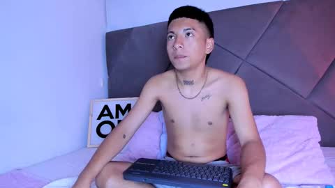 little_kris1 online show from 1, 10, 2025